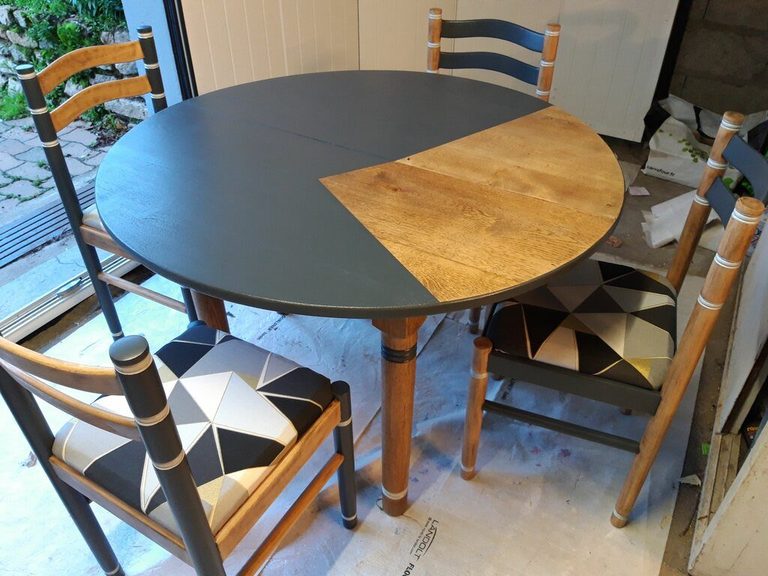 Dossier de chaise à barreaux peints en gris ardoise