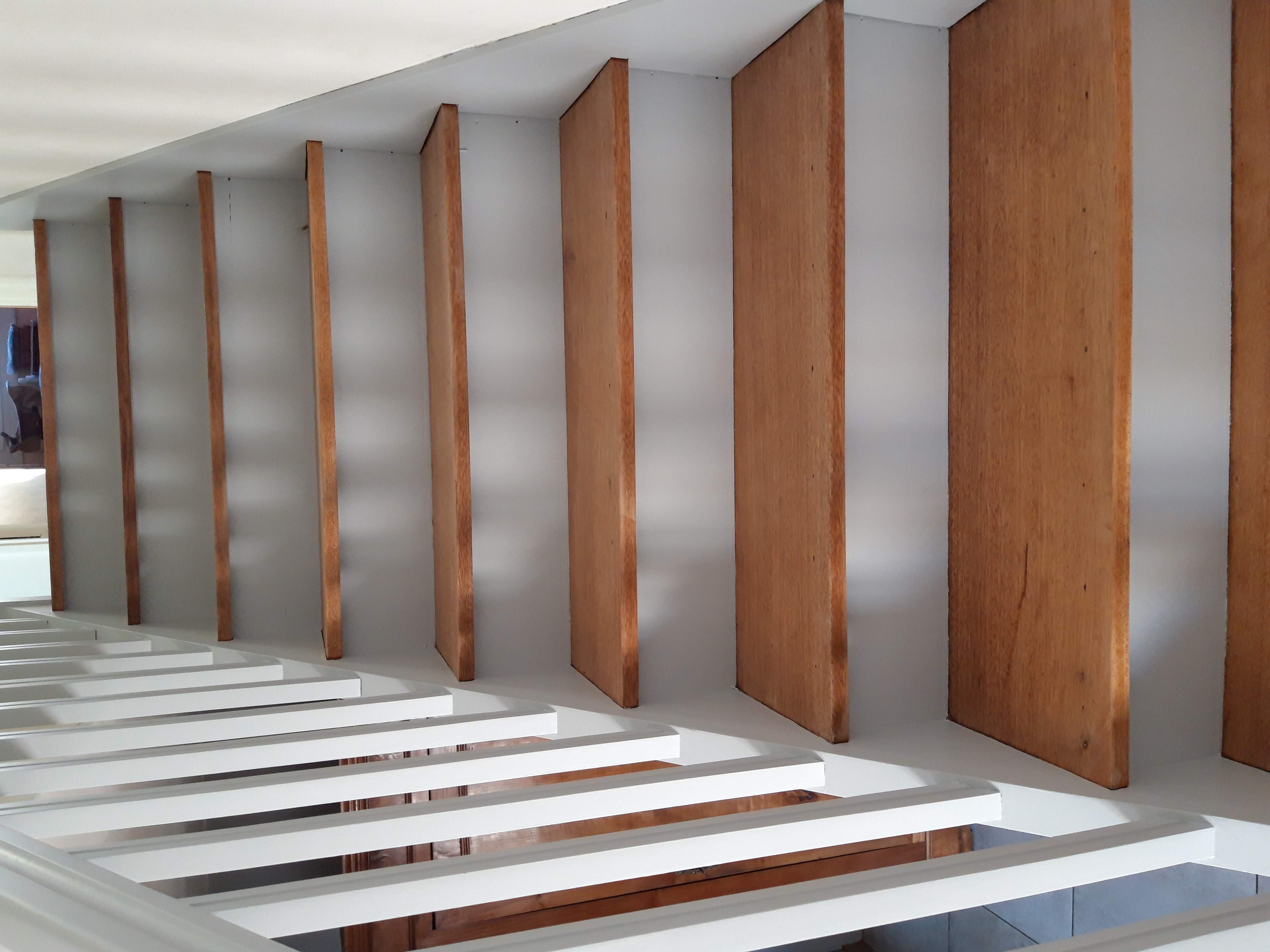 Escaliers en bois repeints — Blanch'ART